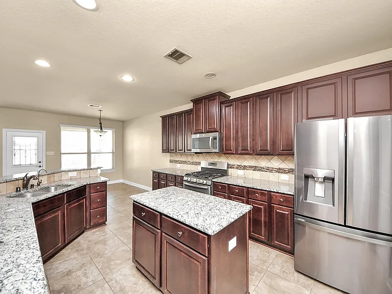 19126 Gaslamp Point Ct — Photo 5