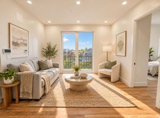 31 Woodbine St #3B, Brooklyn, NY 11221