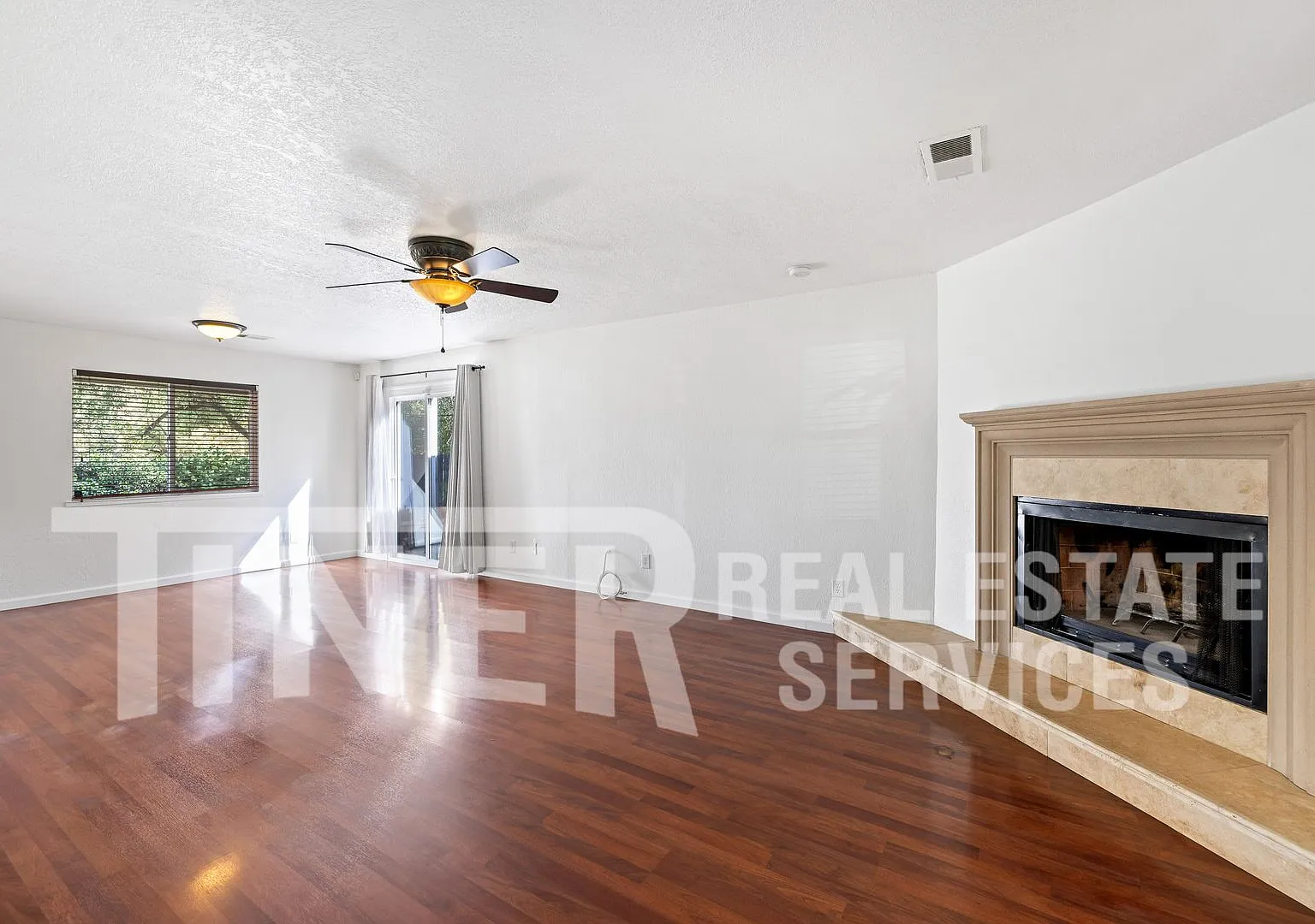10299 Octavia Way - Tier 3 — Photo 2