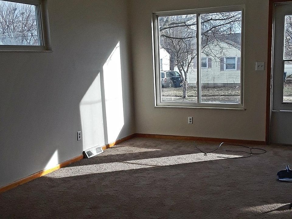 1st image of 1097 Georgia Ave