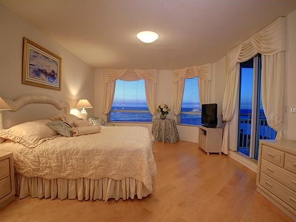 4th image of 1180 Gulf Blvd APT 802