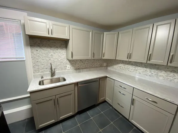 52 State St #1, Portland, ME 04101