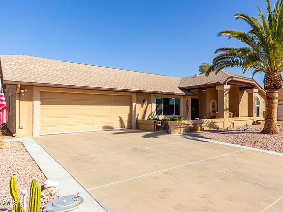 3rd image of 14736 W BUTTONWOOD Drive