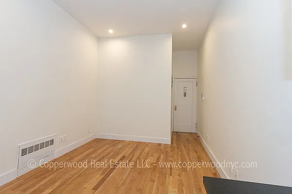 Rented by Copperwood Real Estate | media 7