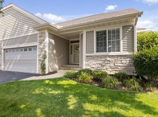 7432 Bell Harbour Dr, Rockford, IL 61114