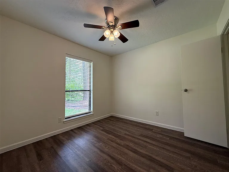 8 N Circlewood Gln — Photo 23