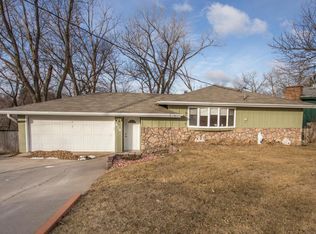 424 Ridge Rd N, Council Bluffs, IA 51503