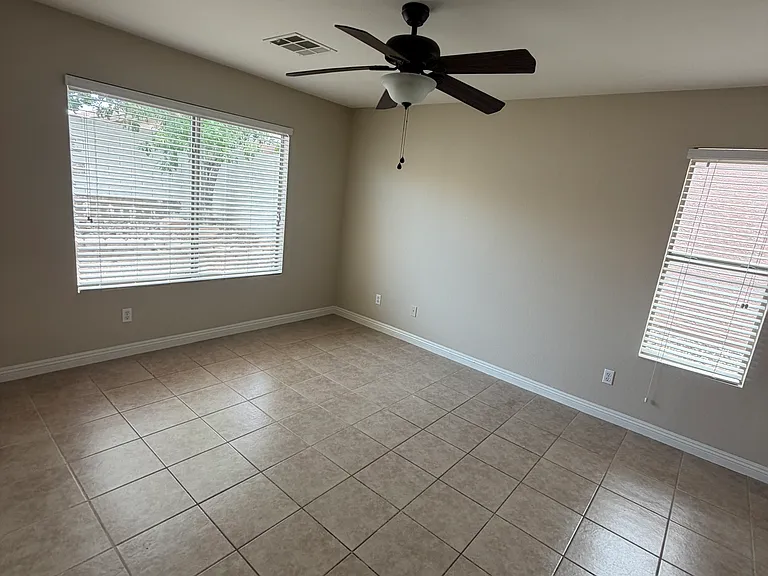 10212 Arlington Abby St — Photo 6