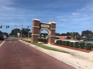 100 N 14th St, Leesburg, FL 34748