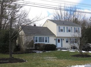 50 Sweetman Ln, West Milford, NJ 07480