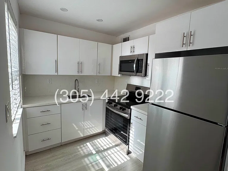 15 Sidonia Ave #4 — Photo 19