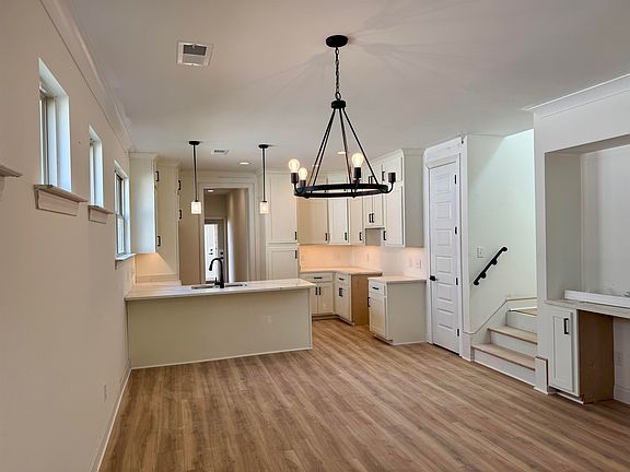 5th image of 5545 Shipp Rd