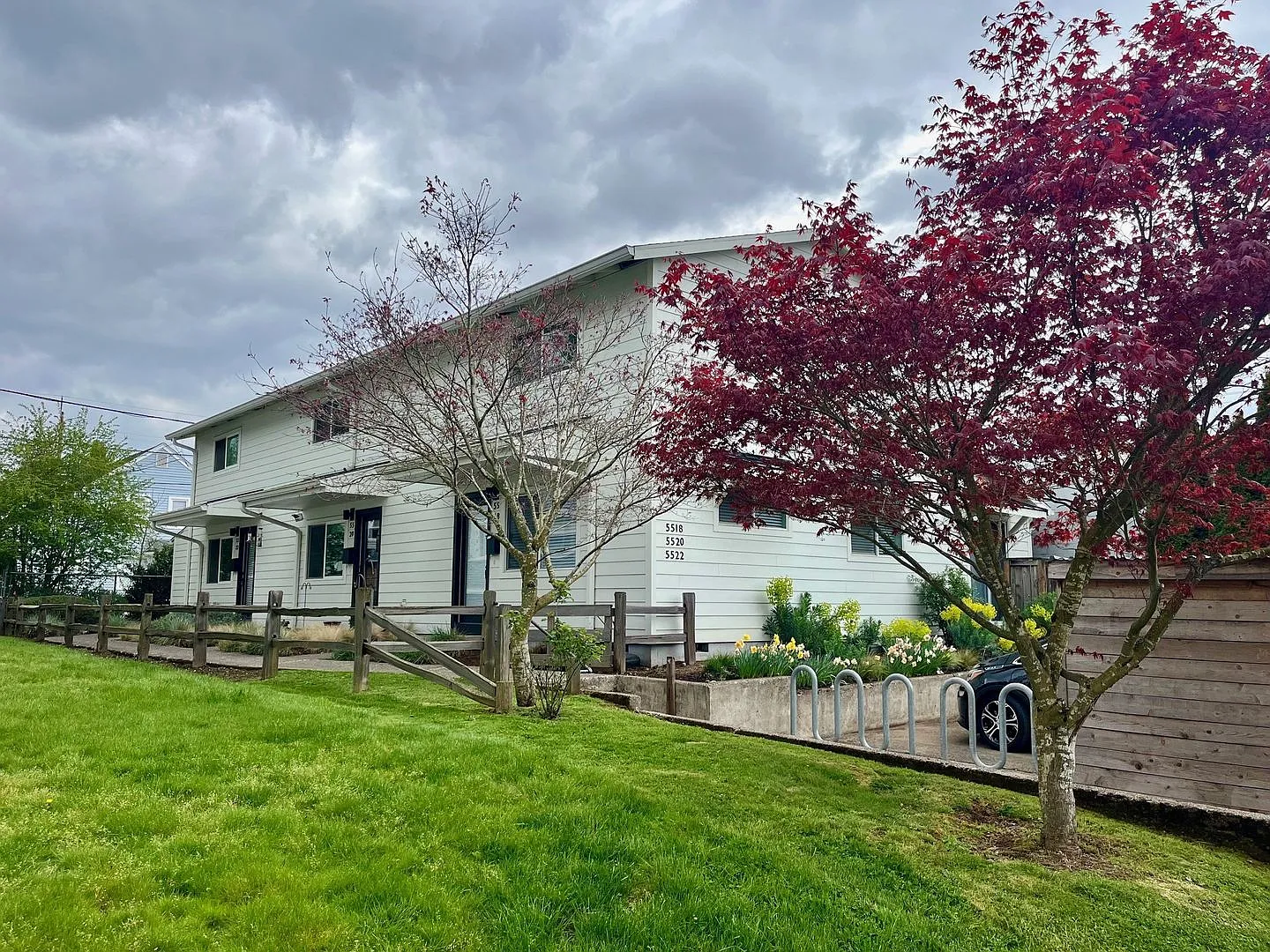 Close-In N PDX Piedmont Neighborhood- Spacious Light & Bright Updated Townhome w/ Wood Floors, Pa... — Photo 1