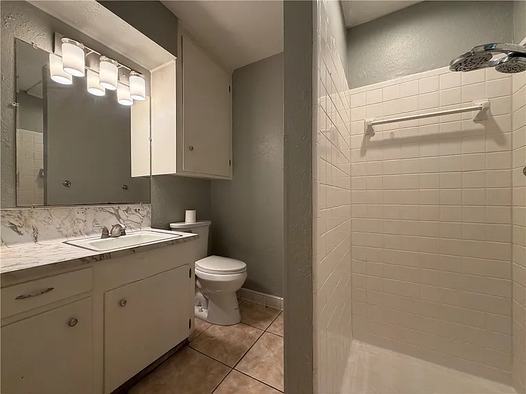 4406 Donegal Dr — Photo 21