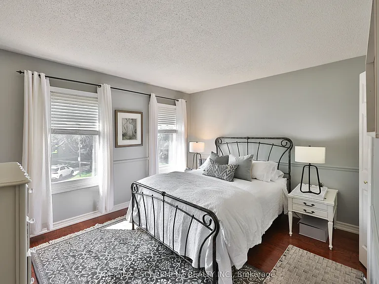 3555 Kingbird Ct — Photo 19