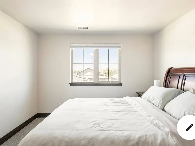 2469 Apex Ave #B — Photo 23