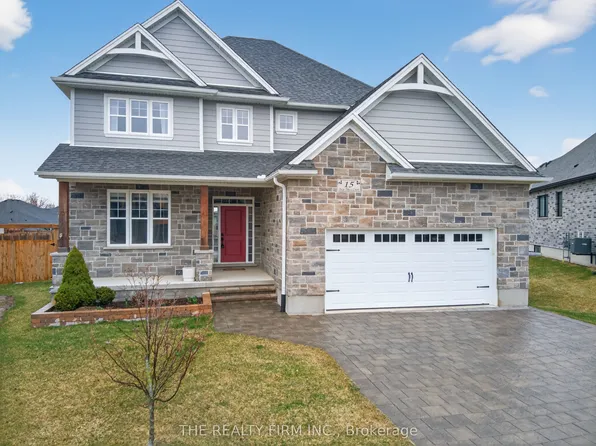 15 Oscar Davis Ct, Strathroy Caradoc, ON N7G 0G3