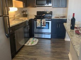 2000 W Algonquin Rd #20322B, Mount Prospect, IL 60056