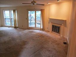 2nd image of 113 Hearthstone Manor Cir