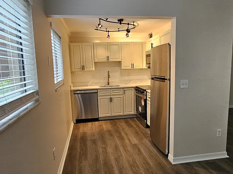 11720 Raintree Village Blvd #A — Photo 13