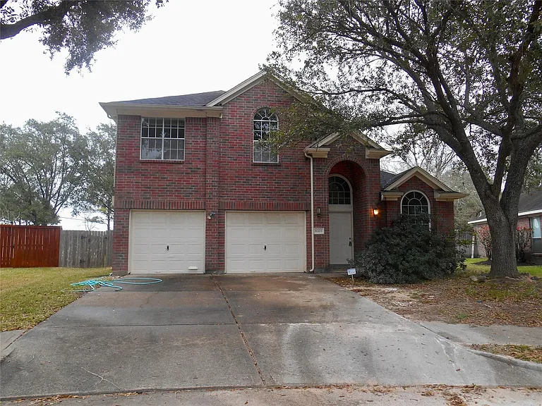 6203 Faulkner Ridge Dr — Photo 2