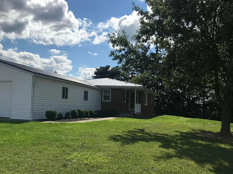 8980 Hansel Rd — Photo 13