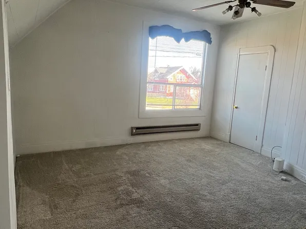 1016 S 48th St, Tacoma, WA 98408