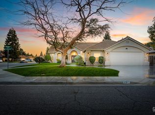 9317 Leslie Deann Ct, Bakersfield, CA 93312