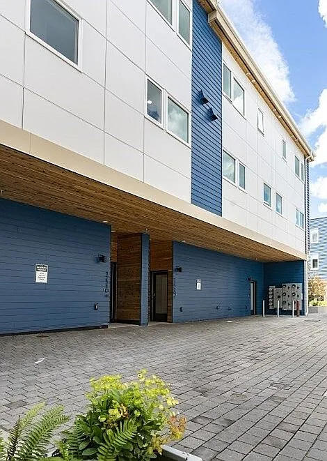 Building Photo - 12512 5th Ave NE