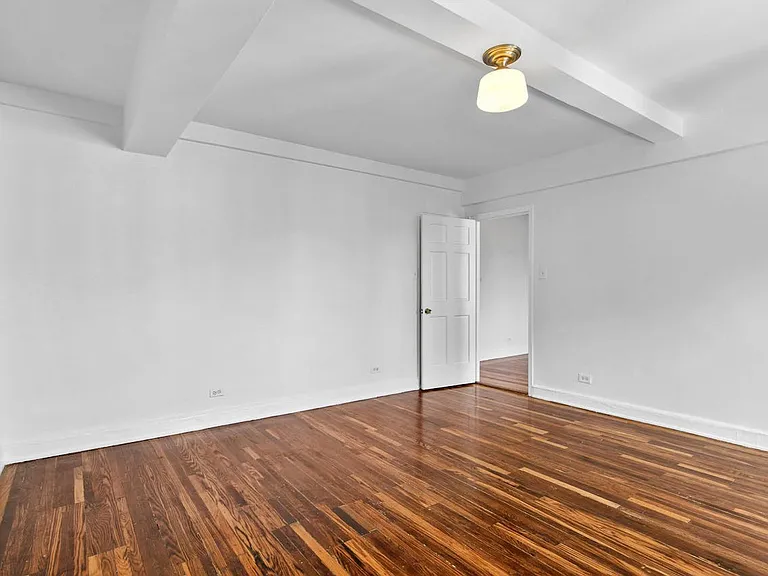 253 W 72nd St #1512 — Photo 7