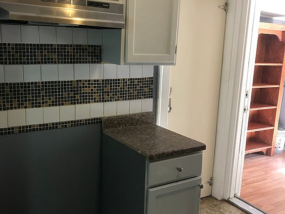 3rd image of 3001 E 51st St