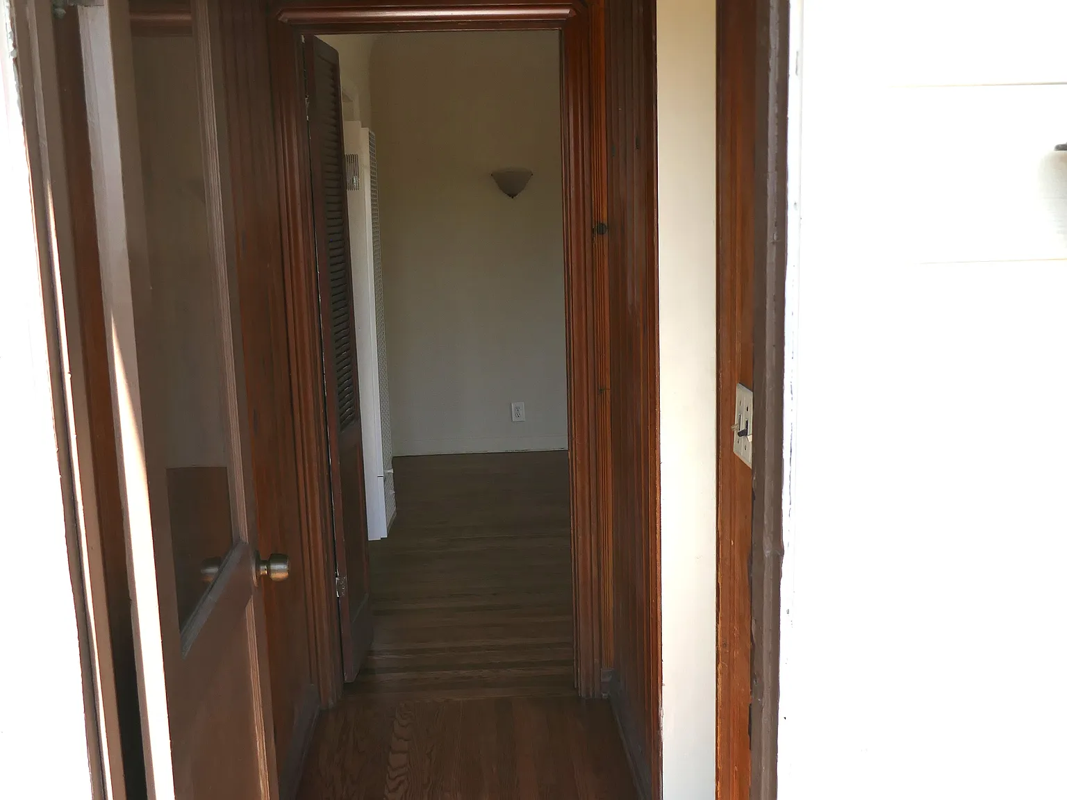 1 bed, 400 sqft, $2,150 — Photo 3