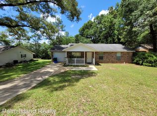 1568 Texas Pkwy, Crestview, FL 32536