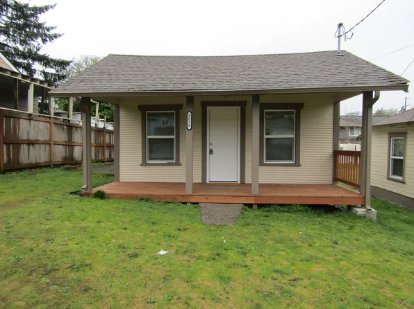 8818 Edgewater Dr SW, Lakewood, WA 98499