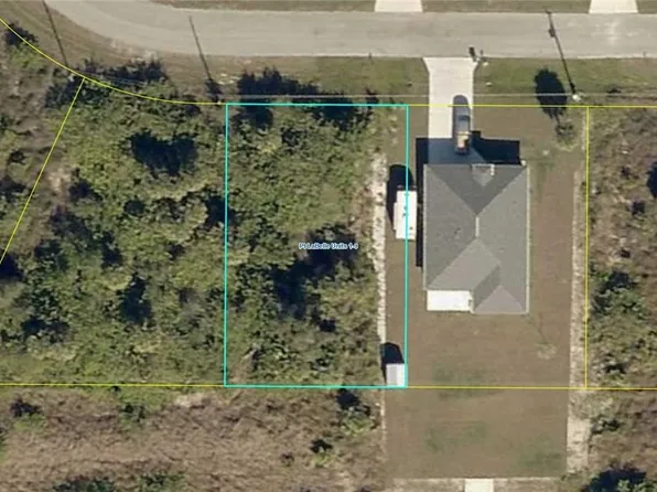 8015 Sunrise Cir, Labelle, FL 33935