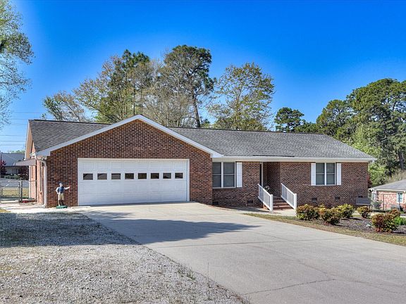 3rd image of 103 Kalmia Cir