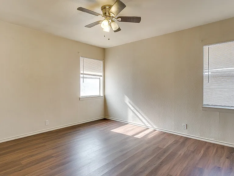 3417 S University Dr #D — Photo 7