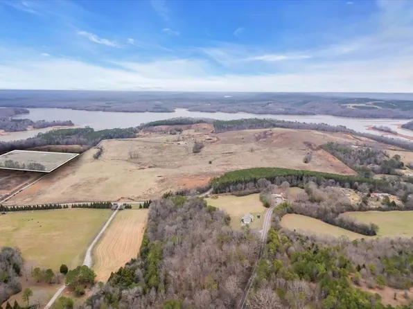 1 Blythe Ferry Ln, Birchwood, TN 37308