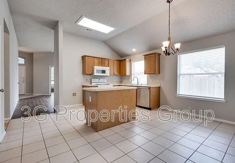 2008 Lamprey Cir — Photo 14