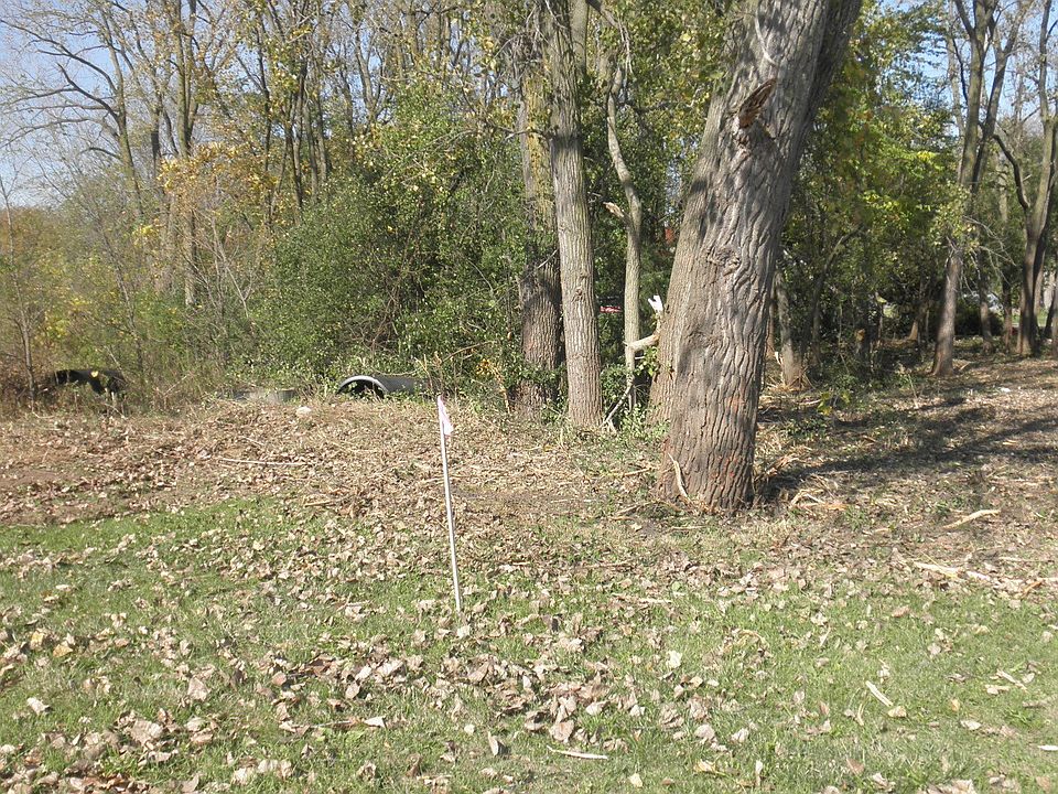 1st image of 1045 Julia Ct