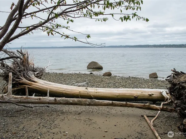 6206 Crescent Beach Road, Vaughn, WA 98394