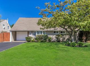 79 Wantagh Ave, Levittown, NY 11756