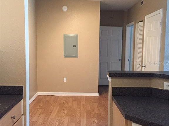 4th image of 3523 Hampshire Ct APT 102