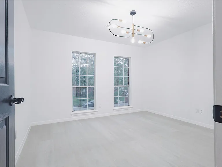 17527 Sandy Cliffs Dr — Photo 35