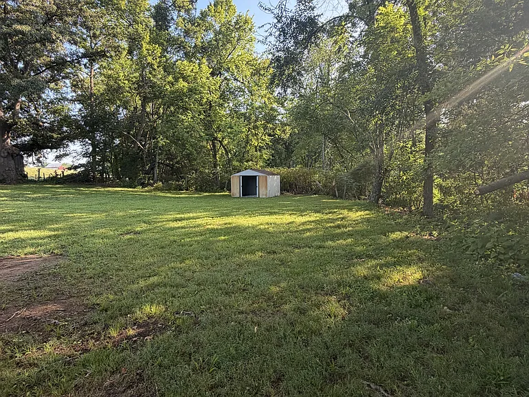 4758 Kinneys School Rd — Photo 1
