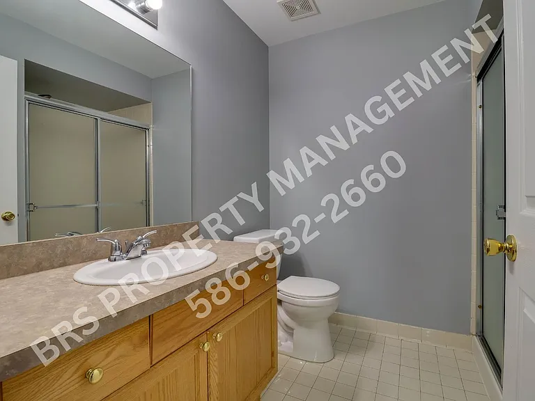 5300 Pine Aires Dr — Photo 10