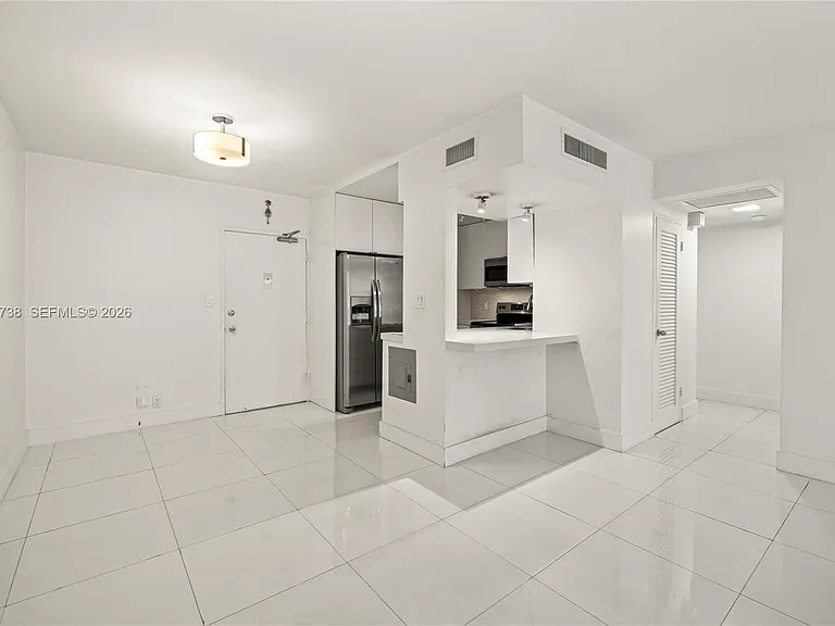 1200 West Ave #622 — Photo 4