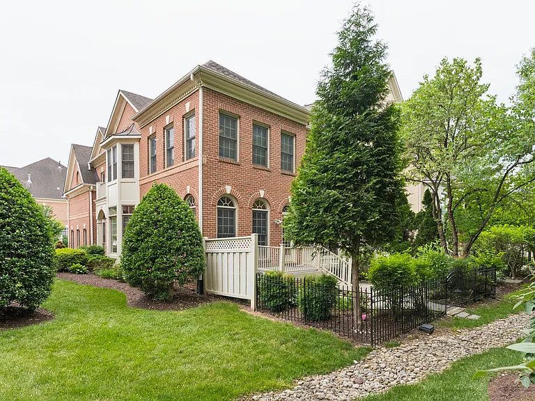 12810 Falcon Wood Pl — Photo 26