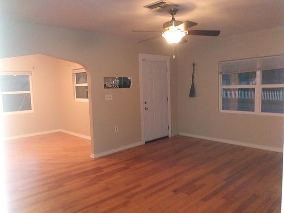 3rd image of 630 E 9th Ave