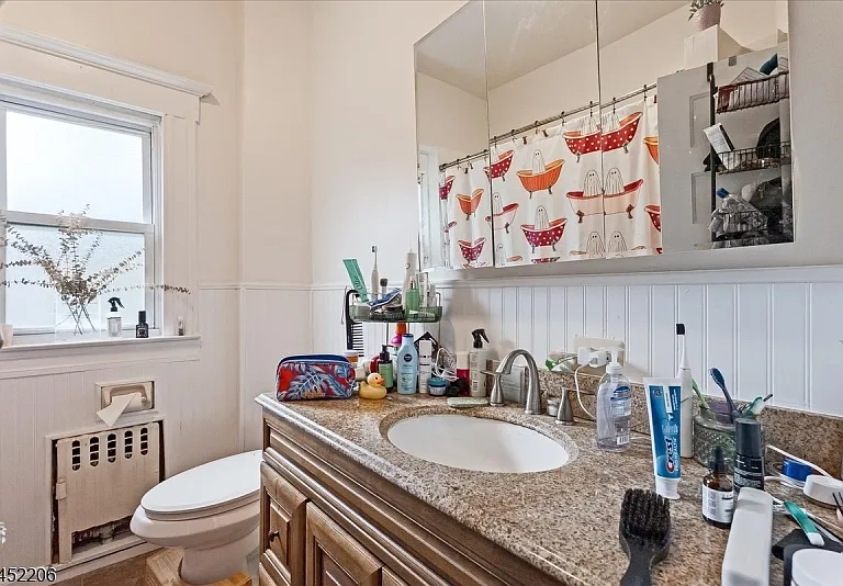 20 Howe Ave #2 — Photo 13